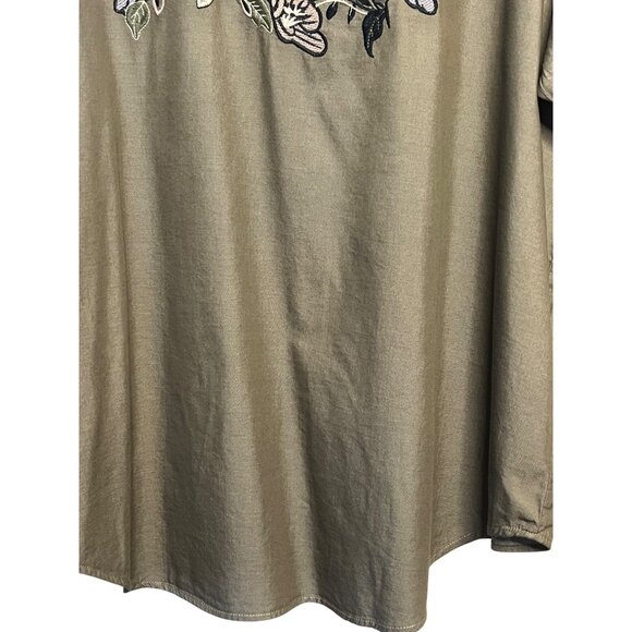 NWT Westport Women 3X Button-Up Shirt Olive Embroidered Pockets Roll-Tab Sleeve - Picture 9 of 16